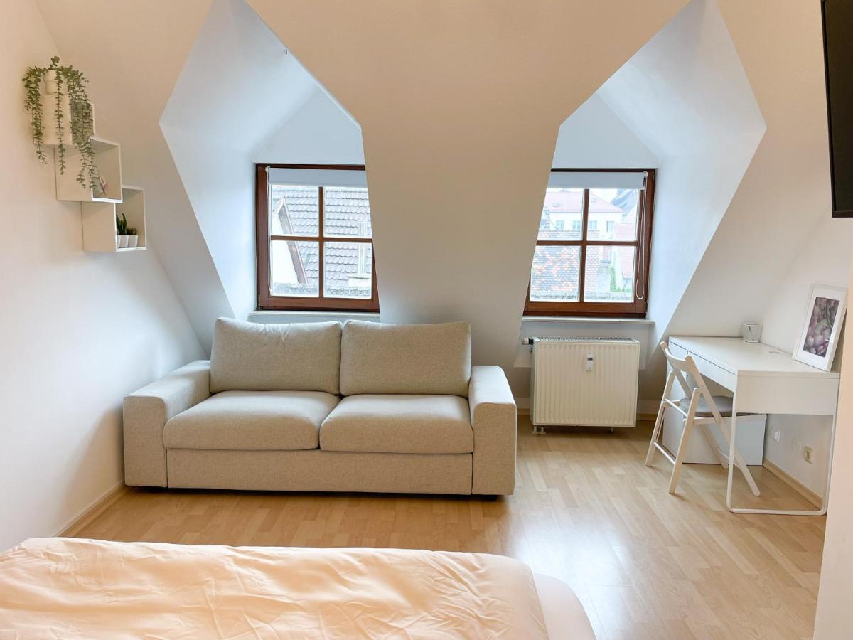 Nami - Robin - Helle Apartments Mitten In Der Stadt Memmingen Dış mekan fotoğraf